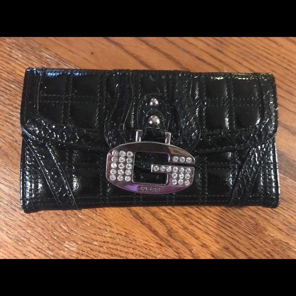 New no tags guess wallet